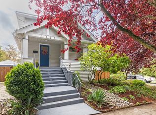 1019 NW 67th St, Seattle, WA 98117