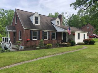 25 Schermerhorn Rd, Schenectady, NY 12306