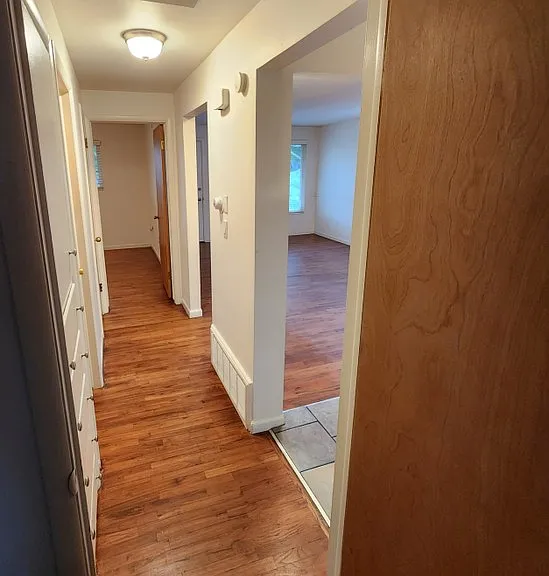 370 N F St #1 — Photo 8