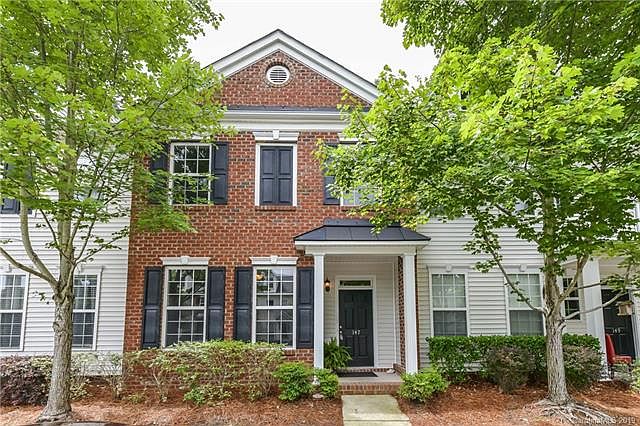 1st image of 147 Charterhouse Ln