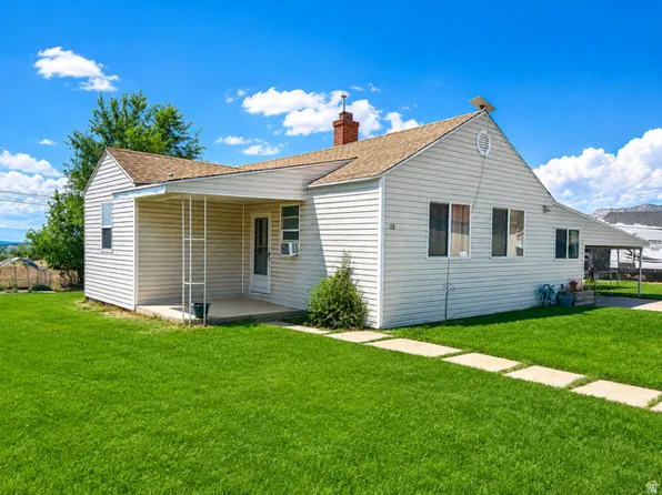 118 Shuman St, East Carbon, UT 84520