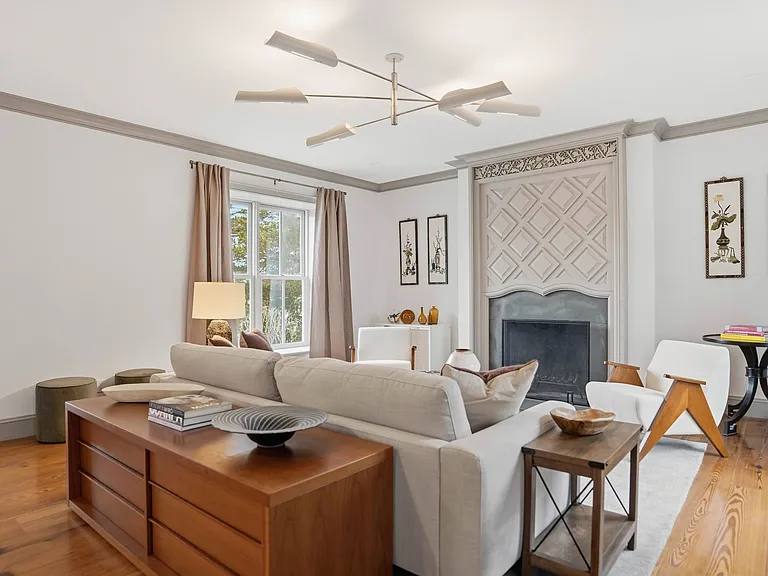 32 Oakland Ave — Photo 13