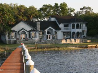 610 E 2nd St, Lynn Haven, FL 32444