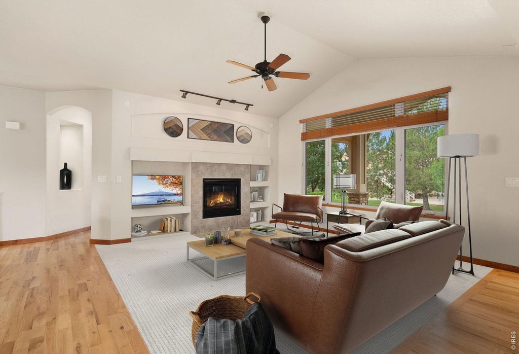 6467 Half Moon Bay Dr