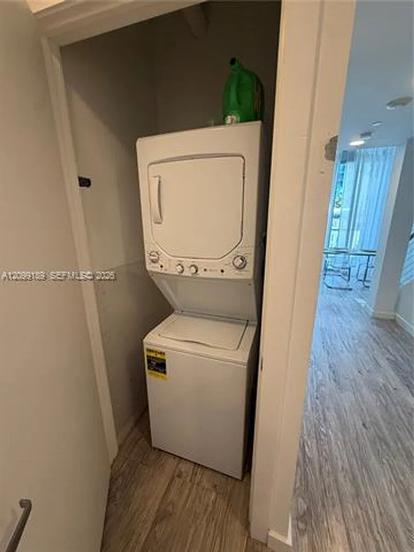 1060 Brickell Ave cu-811, Miami, FL 33131 — Photo 4
