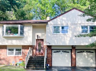 43 Branch Rd, Oakhurst, NJ 07755