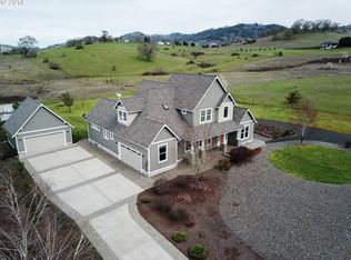 240 Palomino Ave, Roseburg, OR 97471
