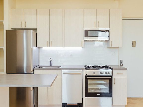 4th image of 920 Bushwick Ave APT 2C