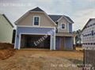 639 Crestdale Dr, Clayton, NC 27520