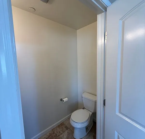 1769 Los Feliz Dr #1 — Photo 8
