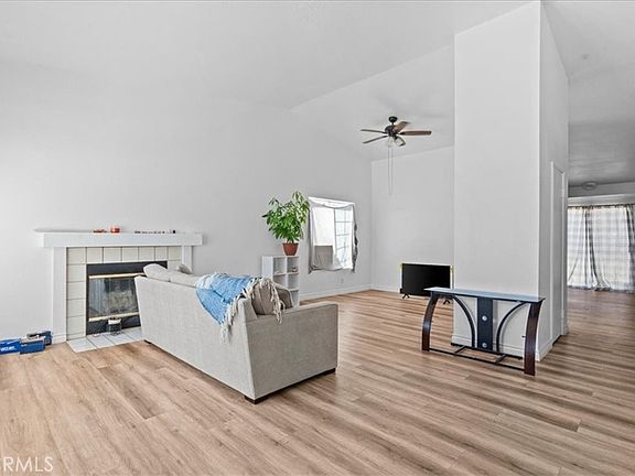 3rd image of 2113 Lightcap St