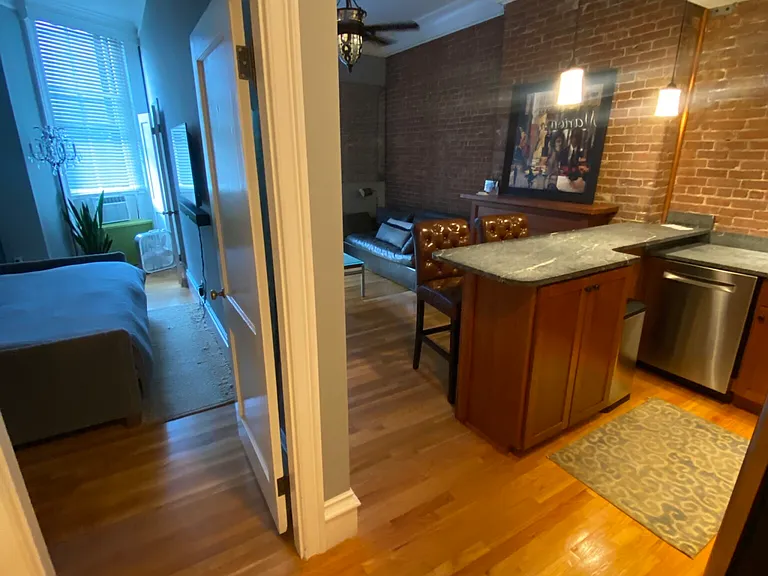125 Beacon St #10 — Photo 5