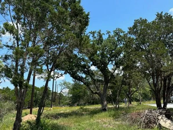 746 Magnolia Ln #323, Horseshoe Bay, TX 78657