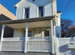 3709 4th St, Baltimore, MD 21225