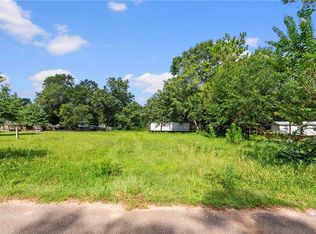 25141 Burgett Ln, Robertsdale, AL 36567