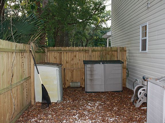 Side yard