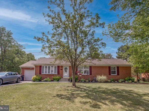 12807 Thompson Dr, Waldorf, MD 20602