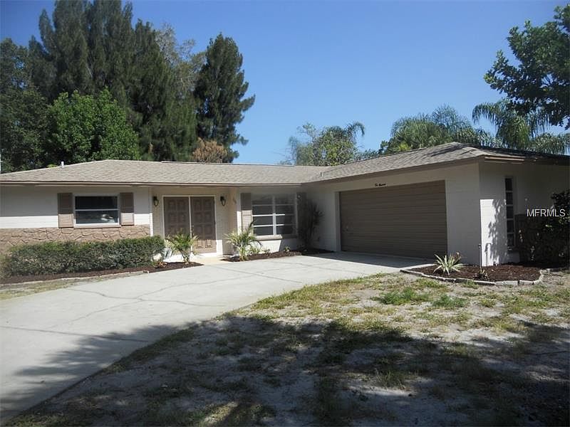 1st image of 200 Charles Dr