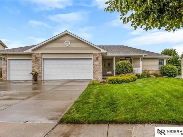 6440 Foxglove Ln, Lincoln, NE 68504