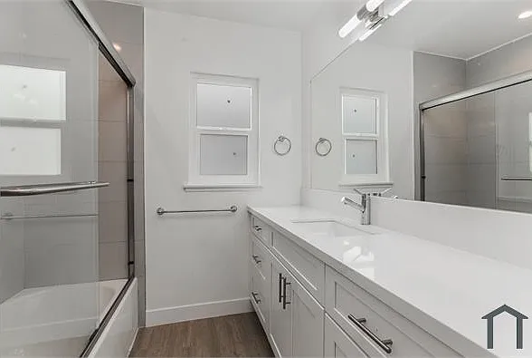 5036 Coliseum St #5 — Photo 8