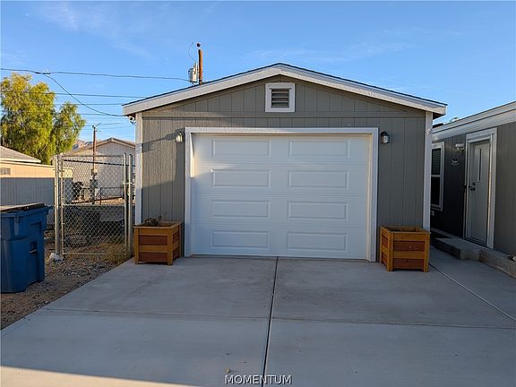 3rd image of 1919 Coral Isle Dr