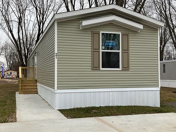 2nd image of 211 E Willow Drive Site #21