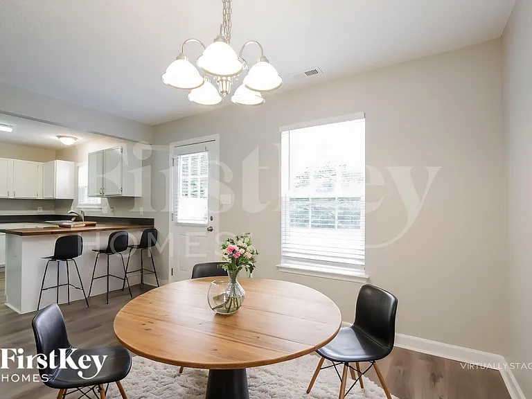 2819 Rosemeade Dr — Photo 7