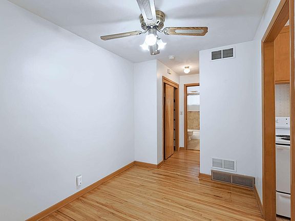 5th image of 1220 S 22nd St #1X1B