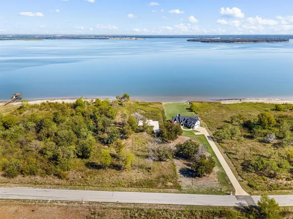 9397 W Shoreline Dr, Kemp, TX 75143