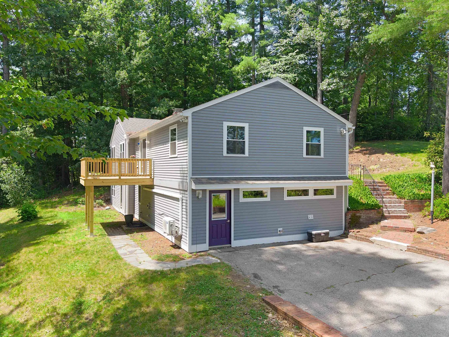 4 bed, 3.0 bath, 3008 sqft, $4,200 — Photo 3
