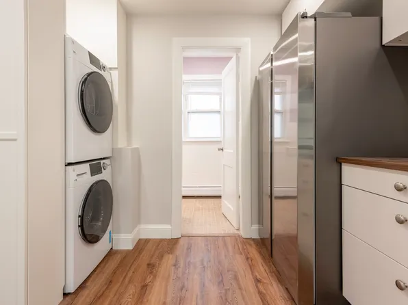 106 Byron St, Boston, MA