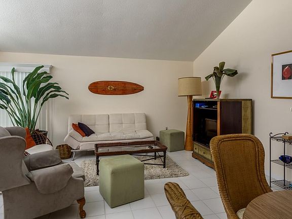 5th image of 1585 Tarpon Center Dr APT 27