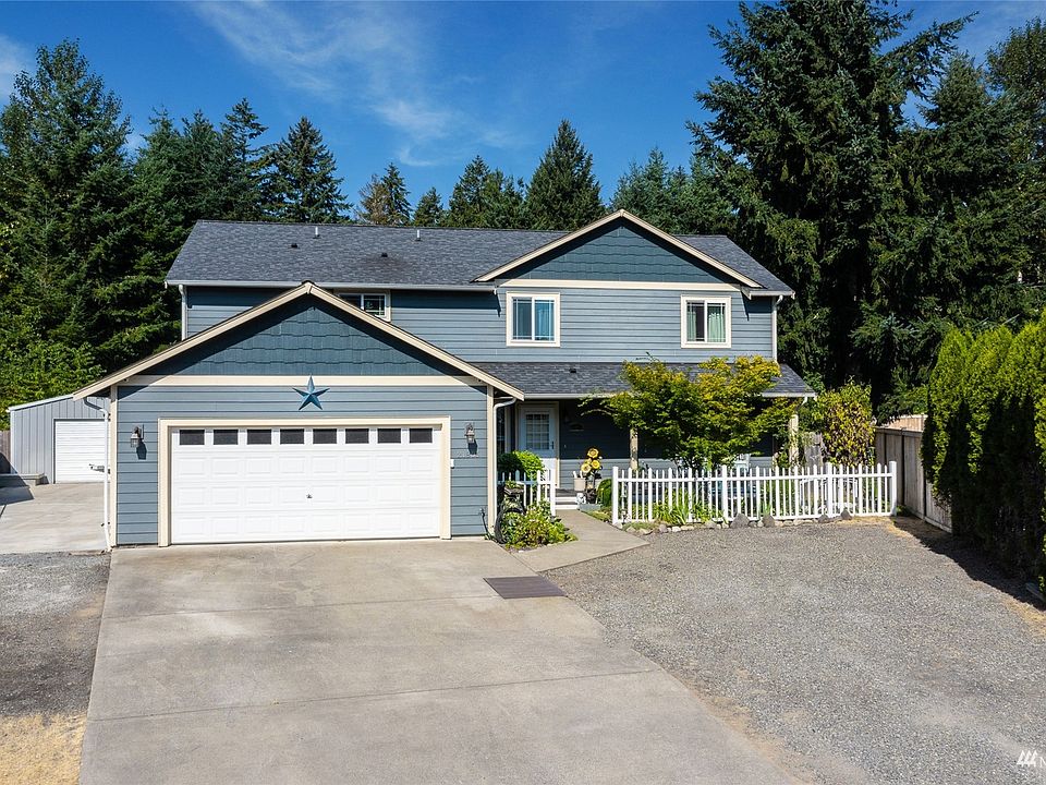 Welcome to this beautifully upgraded property situated on a private, shy quarter acre lot with room for everyone inside & out!>