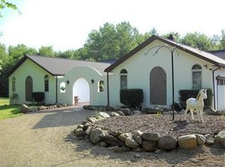 15540 Cowley Rd, Grafton, OH 44044