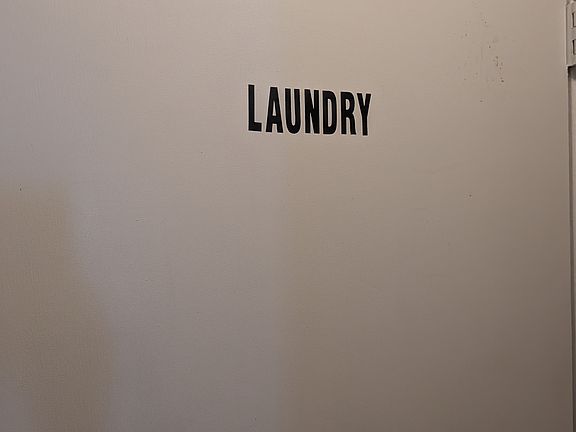 5th image of 414 N Sheldon St