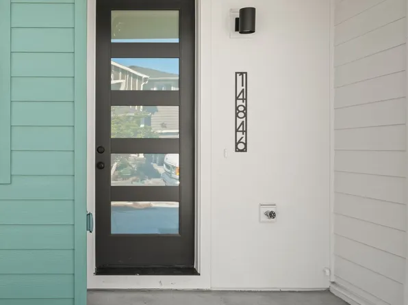 14846 NE Couch St #8, Portland, OR 97230