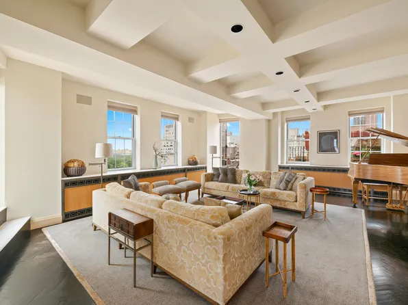 28 East 70th Street PH1 image 2 of 23