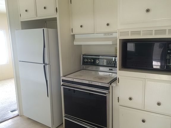 5th image of 101 W River Rd Unit 97