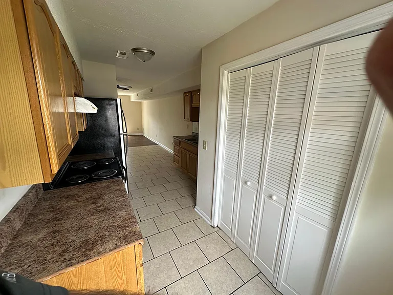 1287 Barnwood Ct #C — Photo 15
