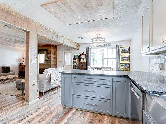 4th image of 28 Fathom Cir