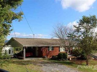 781 Commanche Dr, Newport, TN 37821