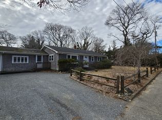 150 Fairfield Ave, Tisbury, MA 02568