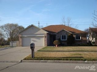 15525 Haverhill Dr, Macomb, MI 48044