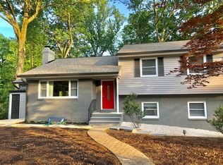 407 Macarthur Ave NE, Vienna, VA 22180
