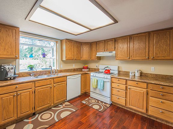 5th image of 22423 SE 322nd St