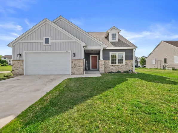 1018 Cascade CIRCLE, Hartford, WI 53027