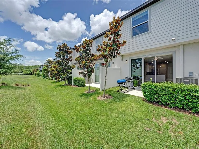 2906 Deer Pine Trl — Photo 39