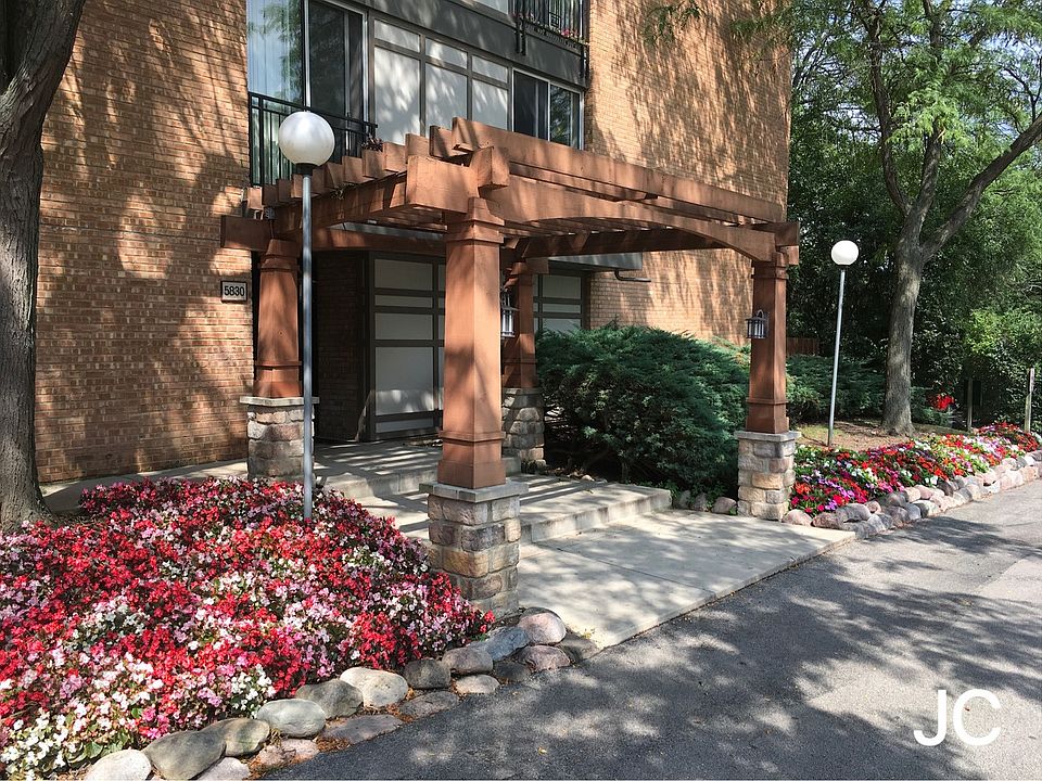 1st image of 5830 Oakwood Dr APT 2C