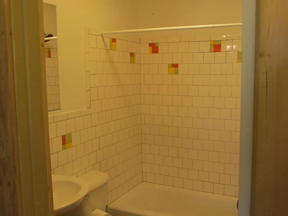 dexter exterior 030