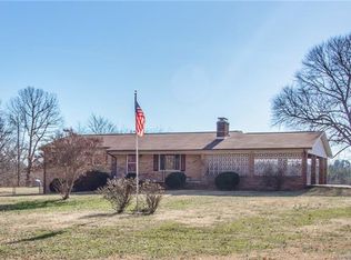 8013 Felts Rd, Catawba, NC 28609